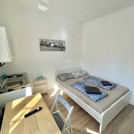 Ger With Free Parking Apartment *
